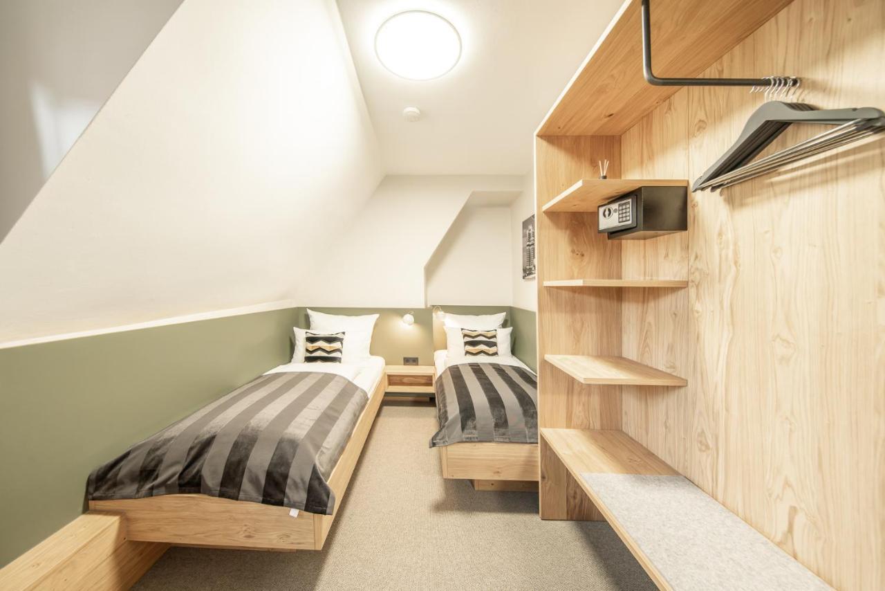 Standard Twin Room,1006164943:JPEG