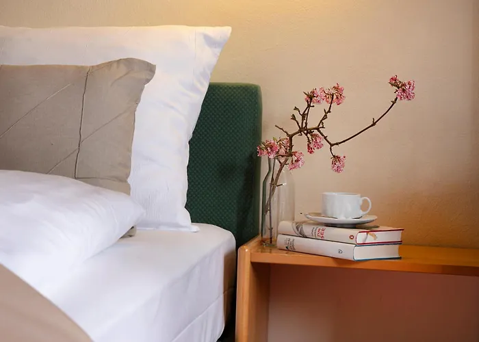Hotel romántico: Hotel Biederstein Am Englischen Garten