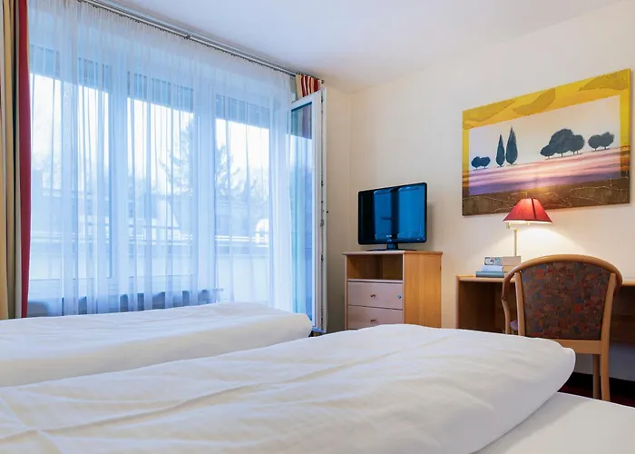 Hotel Biederstein Am Englischen Garten